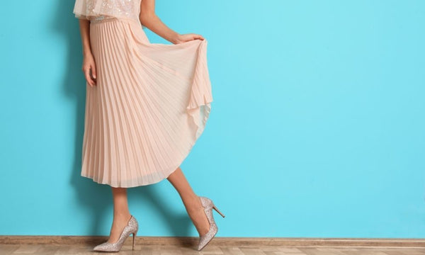 Ways to Casually Style a Skirt While Looking Chic