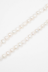 White Smoke Fresh Water Pearl Necklace Necklace