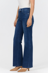 Margot Straight Leg Jean | Locket