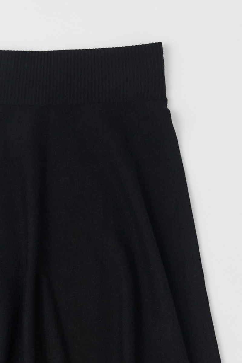Black The Norma Skirt Midi Skirt
