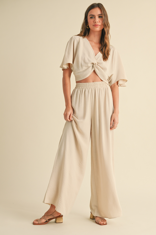 Wheat Franklin Twist Front Top Top