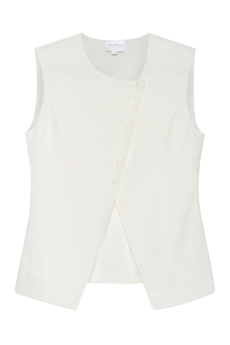 Isolde Vest