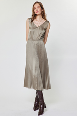 Light Gray Starlight Sweater & Pleated Dress Set Midi Dress