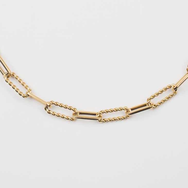 Lavender Hammered Links Necklace Necklace