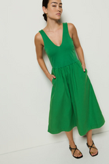 Daria V-Neck Midi