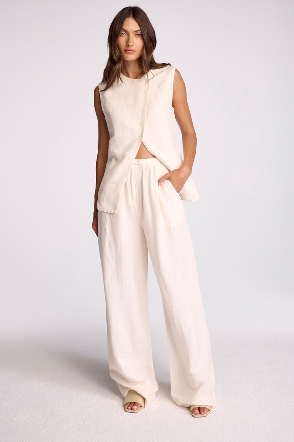 Isolde Vest