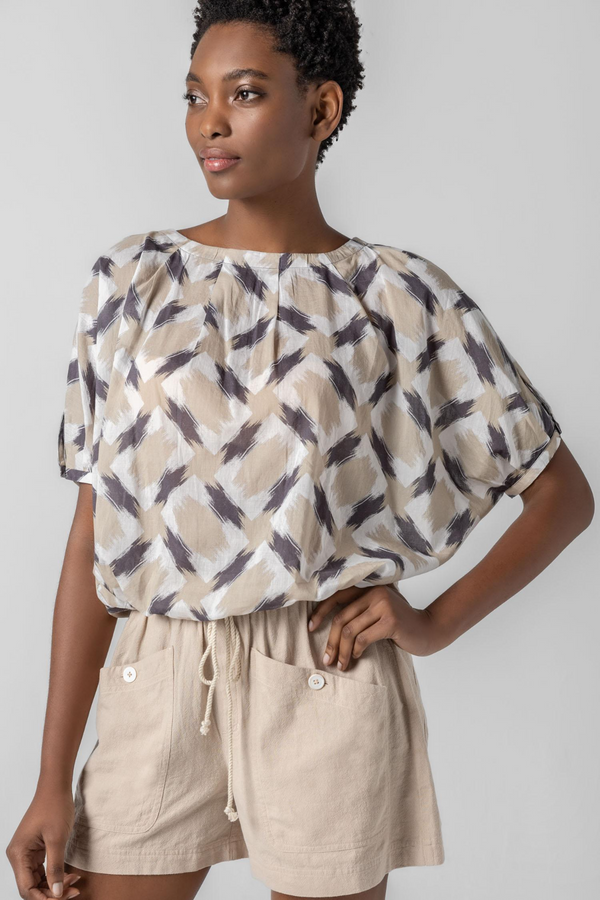 Short Sleeve Tie Waist Top in Neutral Ikat Print