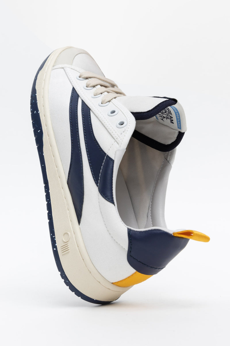 White Smoke Portland Sneaker Sneaker