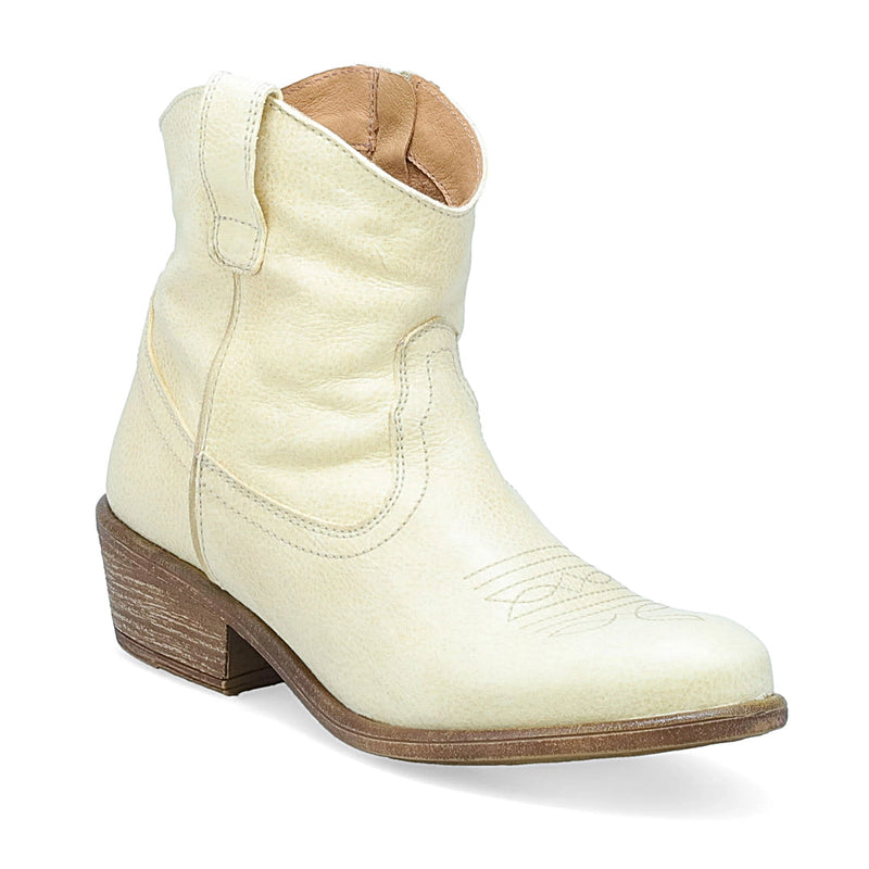 Antique White Carlitos Boots Boots