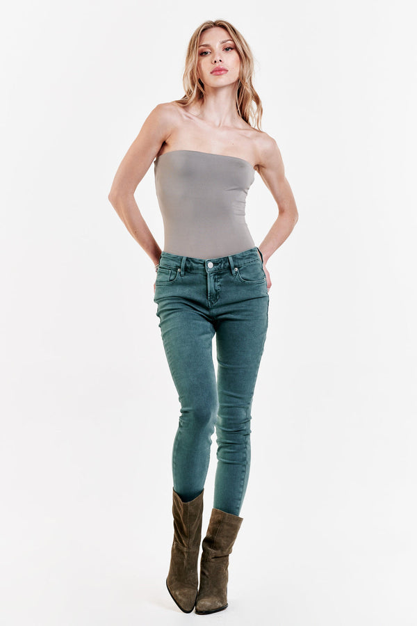 White Smoke Gisele High Rise Ankle Skinny Jean Jeans