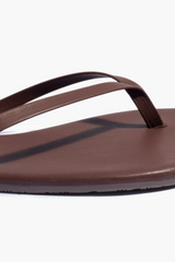 Snow Lily Nudes | Cappuccino Flip Flop