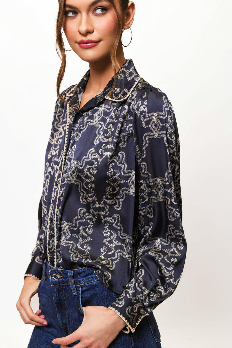 Antique White Kodie Top in Navy/Ivory Sketched Rodeo Top