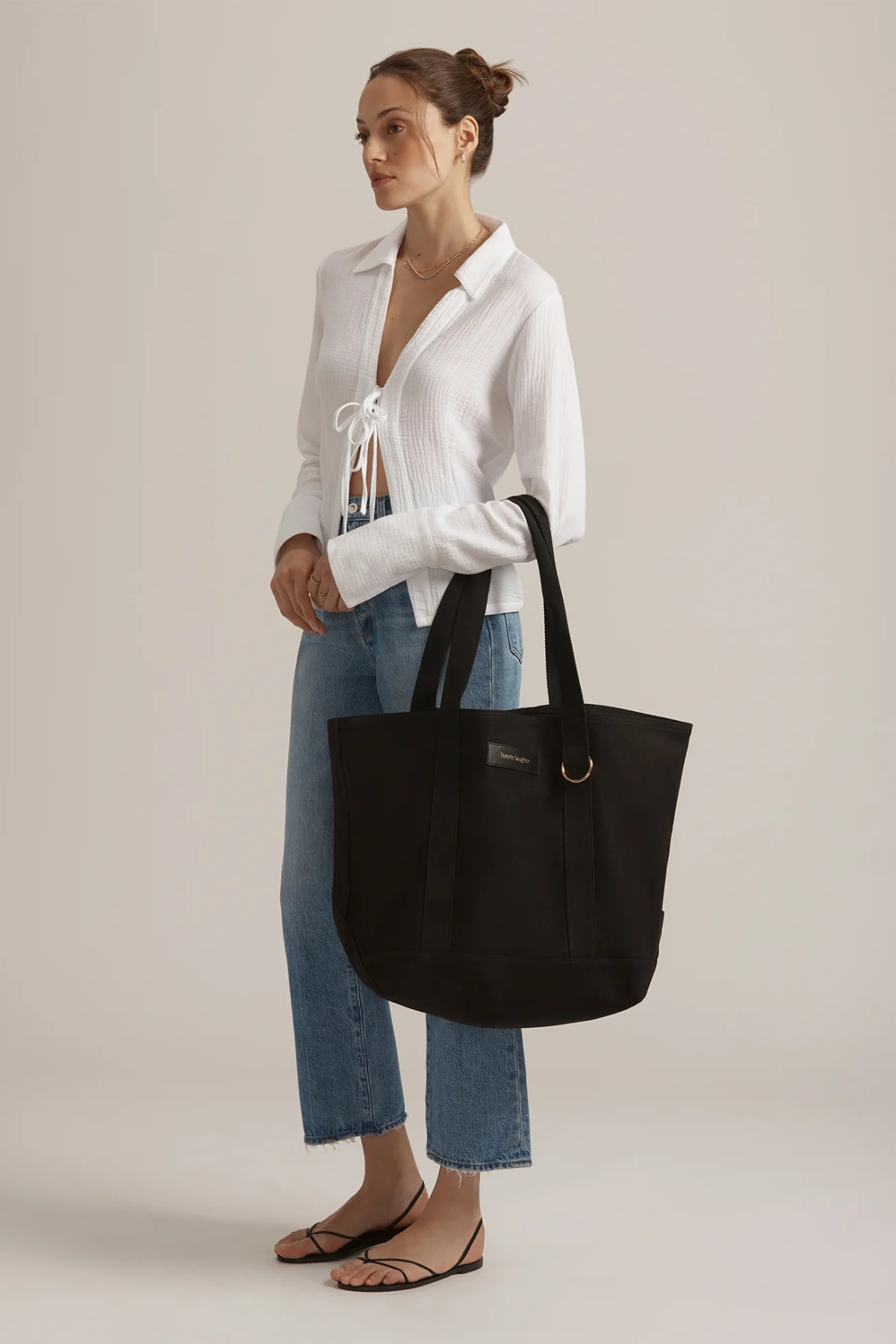 chiceco basic spacious travel tote shoulder bag Favorite Daughter The Travel Tote