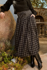 Black Amber Ankle Skirt in Saul Midi Skirt