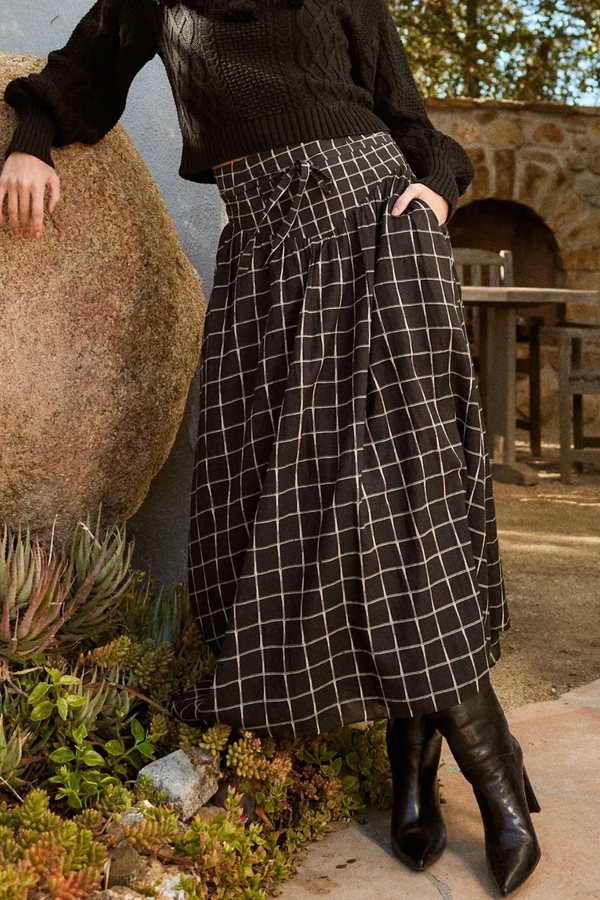Black Amber Ankle Skirt in Saul Midi Skirt