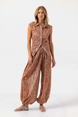 Lavender Elisse Balloon Joggers in Floral Vine Pant
