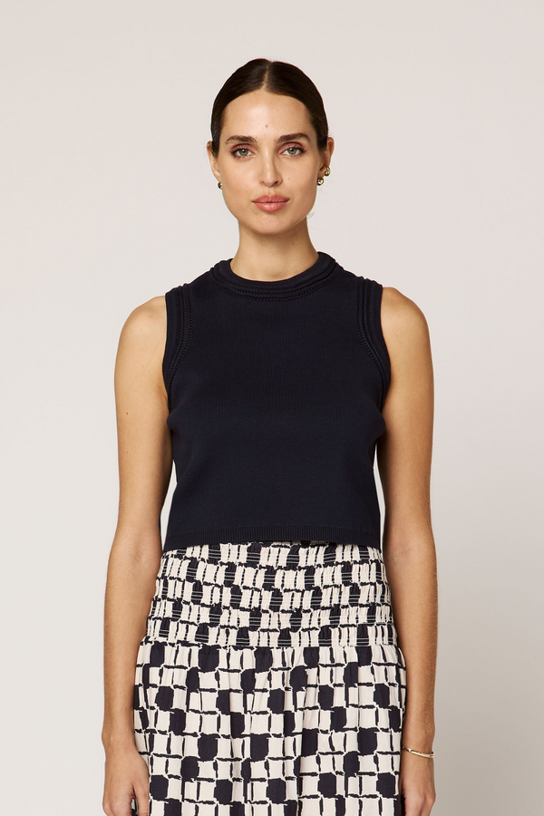 Black Jade Top Top