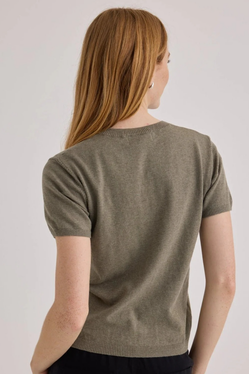 Gray Short Sleeve Crew Neck Knit Top Top