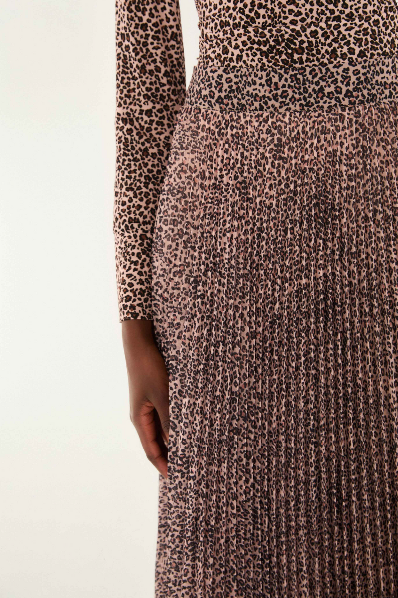 Light Gray Baby Leopard Pink Pleated Maxi Skirt Maxi Skirt