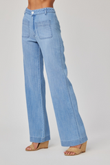 Gray Lola Two Pocket Wide Leg in Sea Breeze Wash Pant