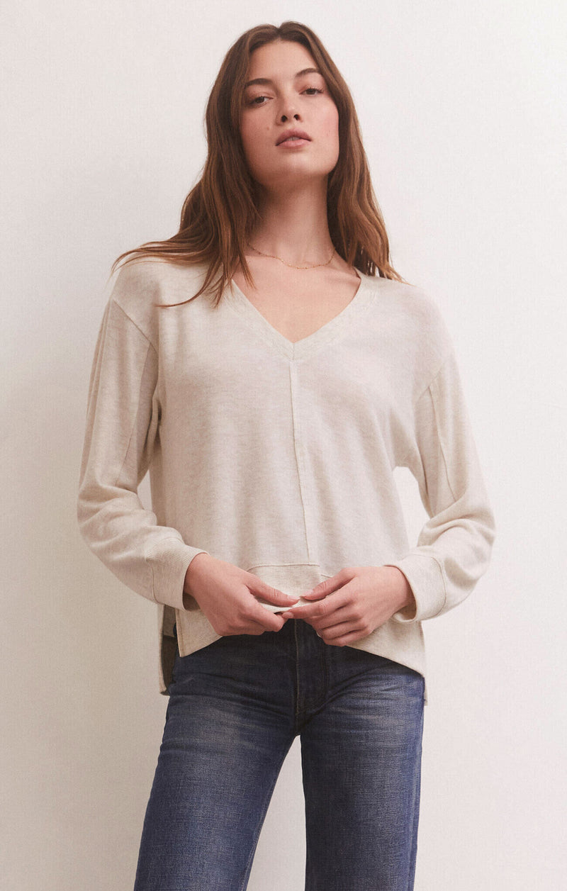 Light Gray Wilder Cloud Top Top