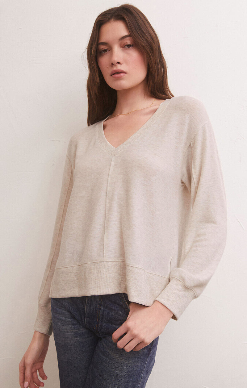 Light Gray Wilder Cloud Top Top