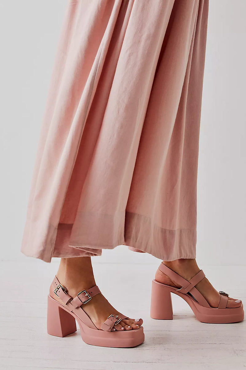 Stacked platform heels hotsell